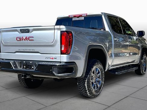 Used 2025 GMC Sierra 1500 AT4X image 13