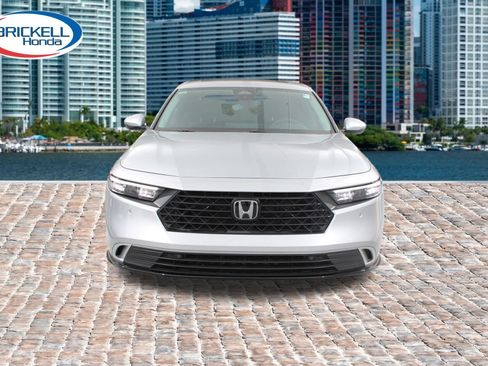 Used 2024 Honda Accord Touring image 10