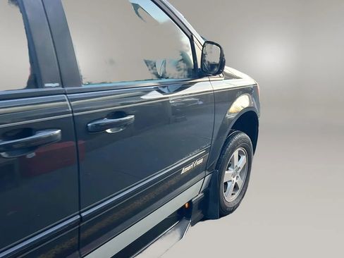 Used 2011 Dodge Grand Caravan Mainstreet w/ PWR Convenience Group image 20