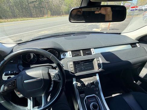 Used 2015 Land Rover Range Rover Evoque Pure image 34