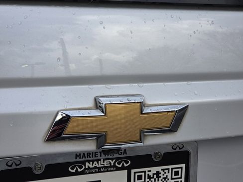 Used 2019 Chevrolet Suburban LT image 35