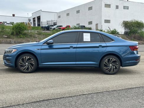 Used 2019 Volkswagen Jetta SEL Premium image 4