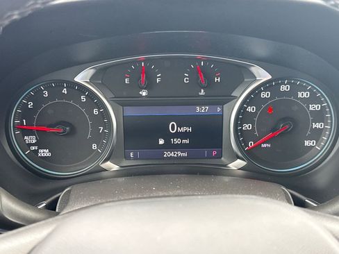 Used 2023 Chevrolet Equinox Premier image 27