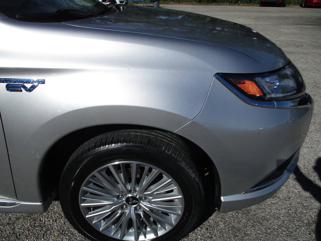 Used 2019 Mitsubishi Outlander SEL AWD/4WD image 20