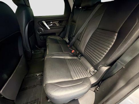 Used 2020 Land Rover Discovery Sport SE AWD/4WD image 13