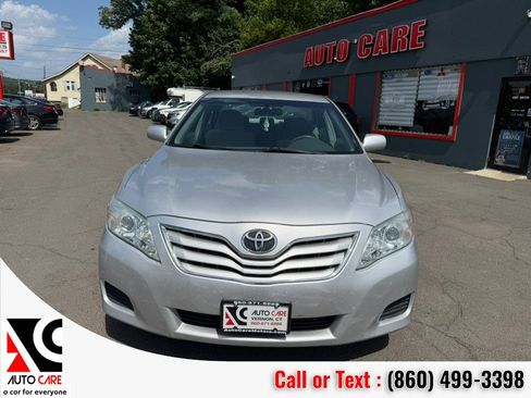Used 2011 Toyota Camry FWD image 2