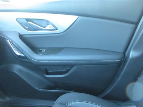 Used 2024 Chevrolet Blazer LT w/ Redline Edition image 33