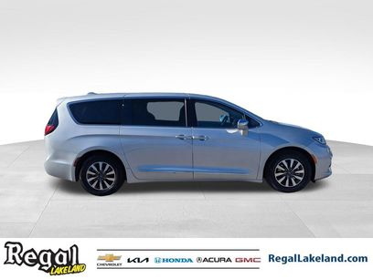 Used 2022 Chrysler Pacifica Limited