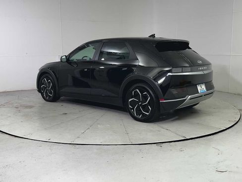 Used 2024 Hyundai Ioniq 5 SEL image 4