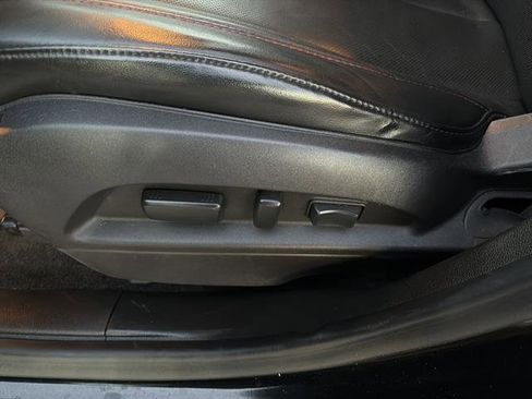 Used 2017 Chevrolet Equinox Premier image 14