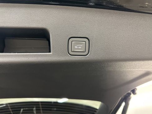 New 2026 Chevrolet Traverse RS AWD/4WD image 25