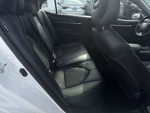 Used 2021 Toyota Camry SE image 27
