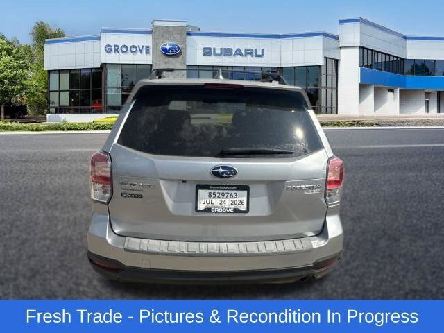 Used 2017 Subaru Forester 2.5i Premium w/ All-Weather Package AWD/4WD image 5