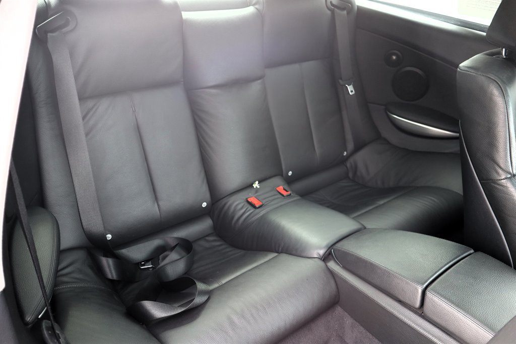 Used 2008 BMW 650i Coupe RWD image 17