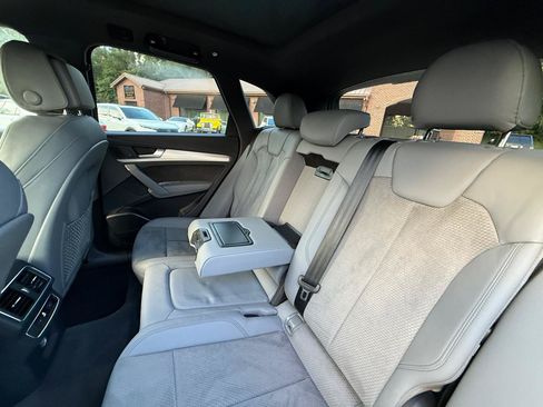 Used 2018 Audi SQ5 Prestige AWD/4WD image 31