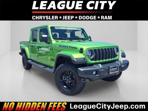 Used 2025 Jeep Gladiator Sport AWD/4WD image 1