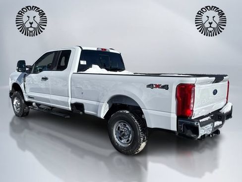New 2026 Ford F250 XL w/ XL Driver Assist Package AWD/4WD image 9