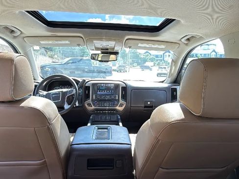 Used 2018 GMC Sierra 1500 Denali w/ Denali Ultimate Package AWD/4WD image 30