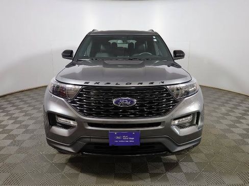 Certified 2022 Ford Explorer ST-Line w/ Class IV Trailer Tow Package AWD/4WD image 3