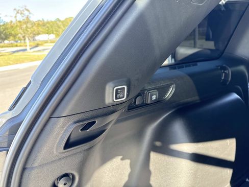 Used 2024 Jeep Grand Cherokee Altitude image 10