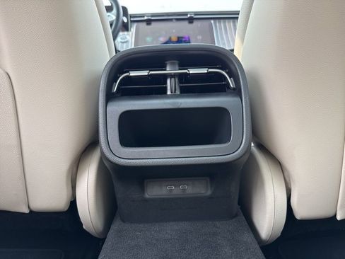 Certified 2025 Mercedes-Benz E 350 4MATIC Sedan image 19