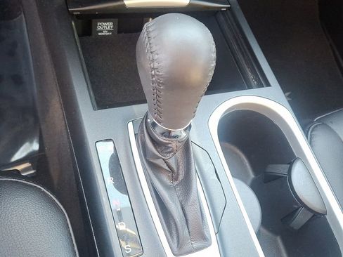 Used 2018 Acura RDX AWD image 16