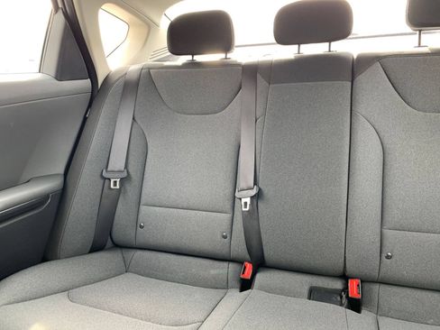 Used 2025 Kia K4 FWD image 38