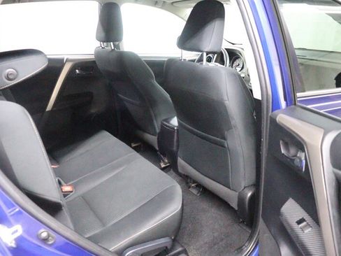 Used 2015 Toyota RAV4 XLE AWD/4WD image 27