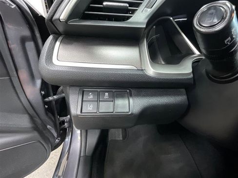 Used 2019 Honda Civic EX image 18