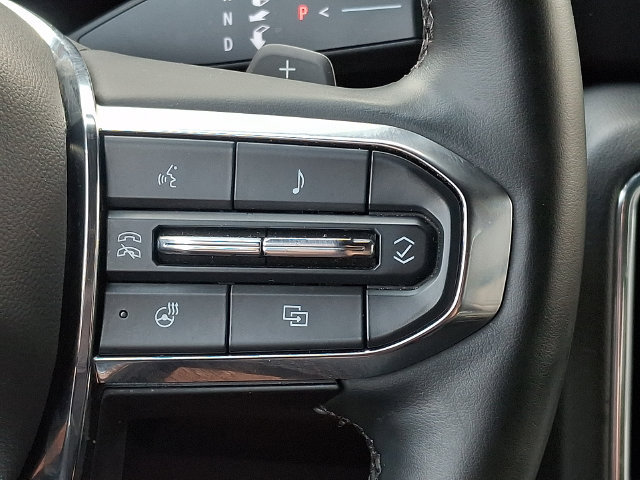 Used 2025 GMC Yukon Denali AWD/4WD image 21