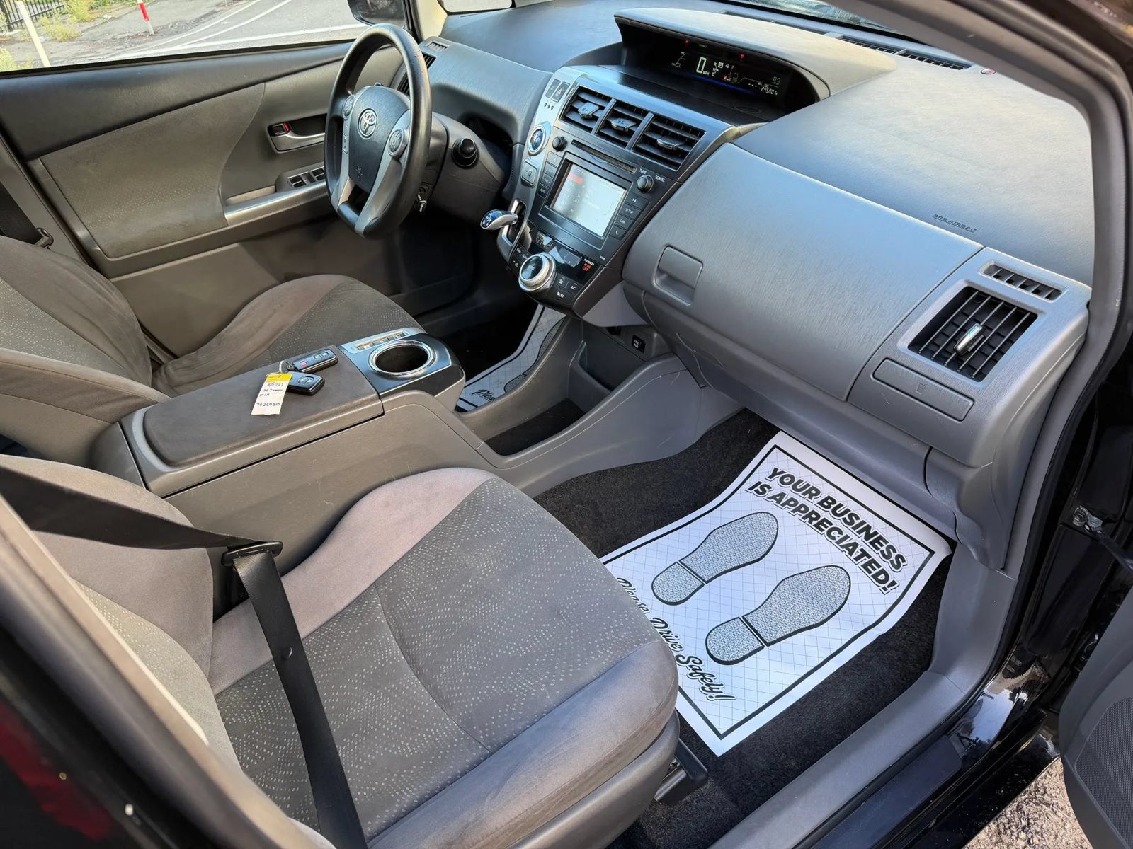 Used 2014 Toyota Prius V Two FWD image 30