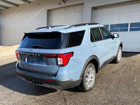 New 2026 Ford Explorer Active w/ Active Comfort Package image 4