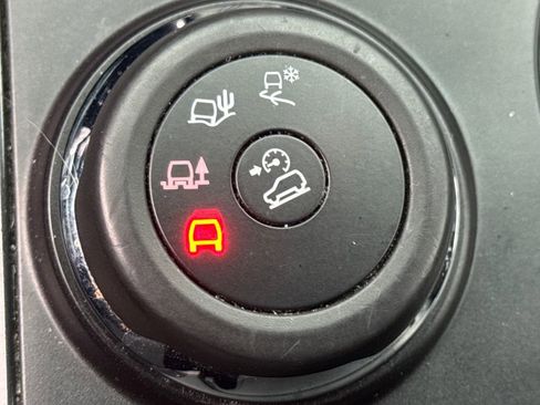 Used 2018 Ford Explorer Sport w/ Equipment Group 401A image 11