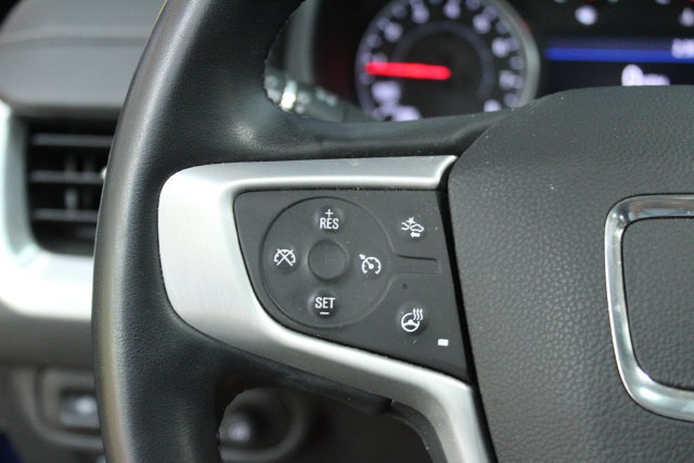 Used 2023 GMC Terrain SLT w/ Tech Package AWD/4WD image 16