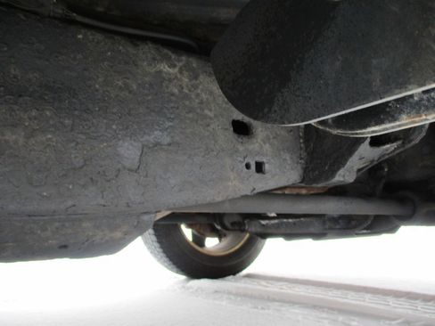 Used 2015 GMC Sierra 2500 Denali w/ Suspension Package, Off-Road image 17