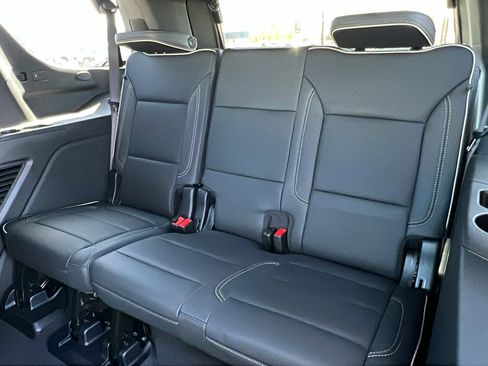 New 2026 Chevrolet Tahoe Premier w/ Sun And Tow Package AWD/4WD image 16