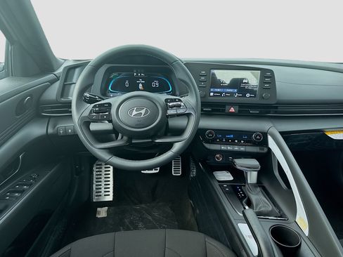 New 2026 Hyundai Elantra Sport FWD image 15