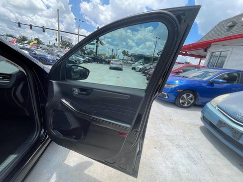 Used 2025 Ford Escape Active FWD image 12