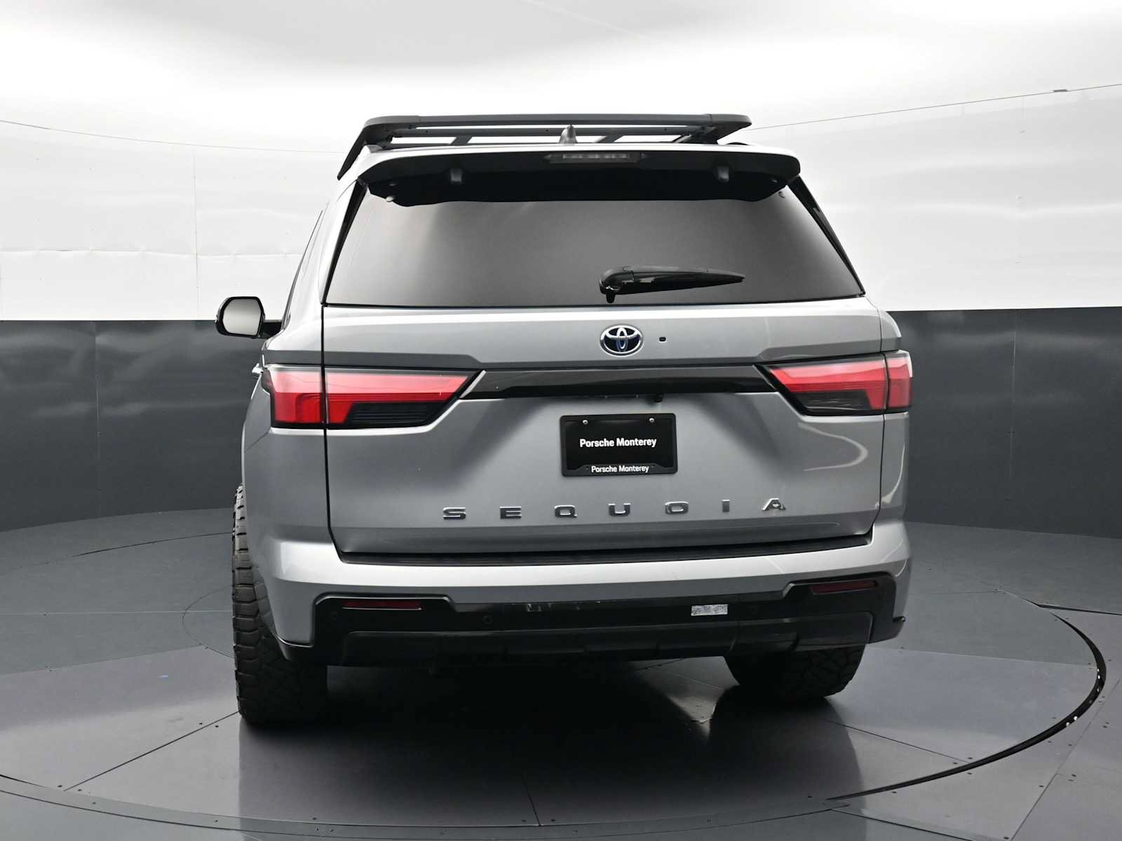 Used 2024 Toyota Sequoia Capstone AWD/4WD image 26