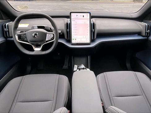 New 2026 Volvo EX30 Plus w/ Protection Package Premier image 7