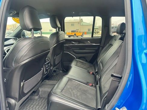 Used 2022 Jeep Grand Cherokee Trailhawk w/ Luxury Tech Group III image 20