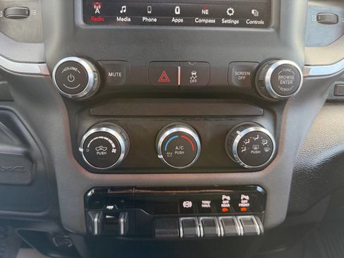 Used 2021 RAM 3500 Big Horn w/ Level 1 Equipment Group AWD/4WD image 29