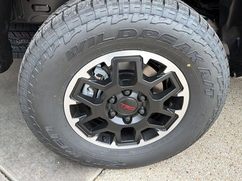 New 2026 Toyota Tacoma TRD Off-Road image 7