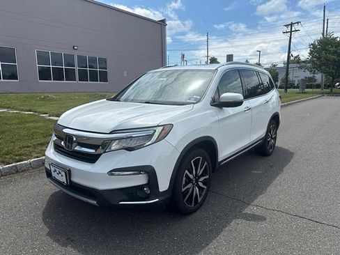Used 2020 Honda Pilot Touring image 3