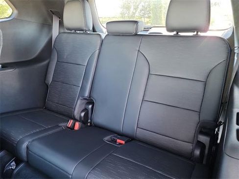 New 2026 Buick Enclave Sport Touring w/ Super Cruise Package image 17