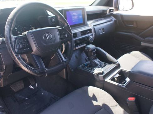 Used 2024 Toyota Tacoma SR5 AWD/4WD image 14