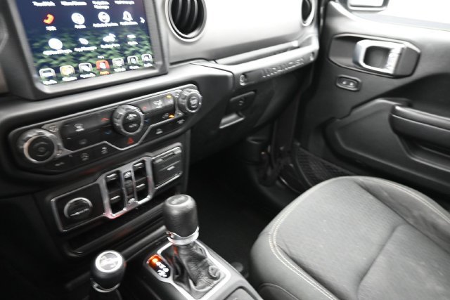 Used 2021 Jeep Wrangler Unlimited Sport AWD/4WD image 27