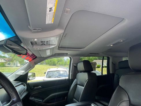 Used 2019 GMC Yukon XL SLT AWD/4WD image 18