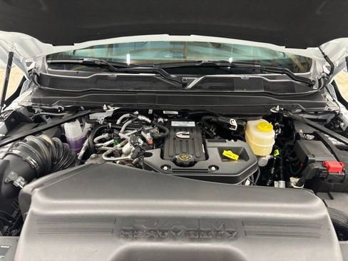 New 2026 RAM 3500 Tradesman AWD/4WD image 27
