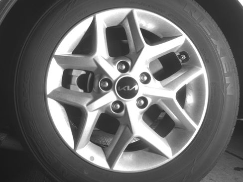 Used 2025 Kia Soul LX w/ LX Technology Package FWD image 12